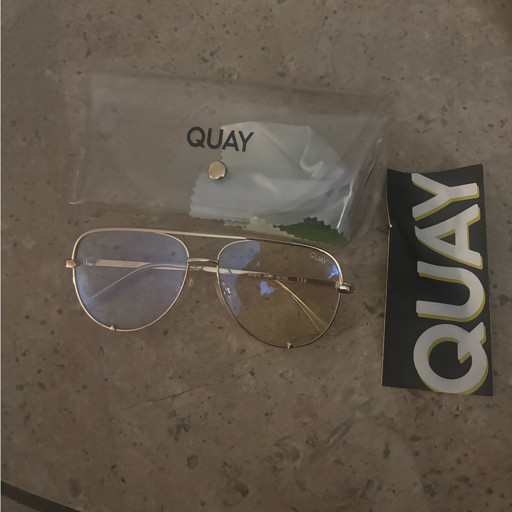 Quay Gold Aviator Sunglasses (High Key Mini)